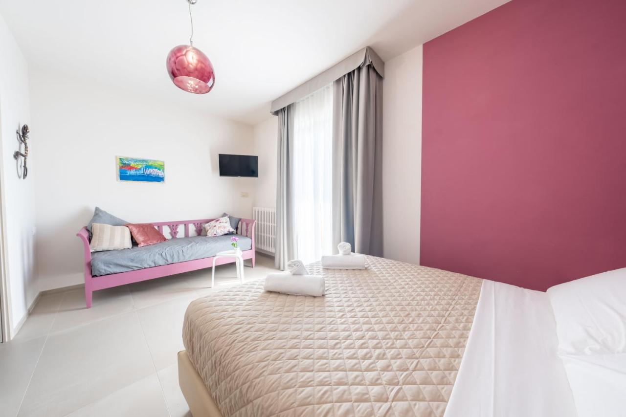 Aparthotel Dea *